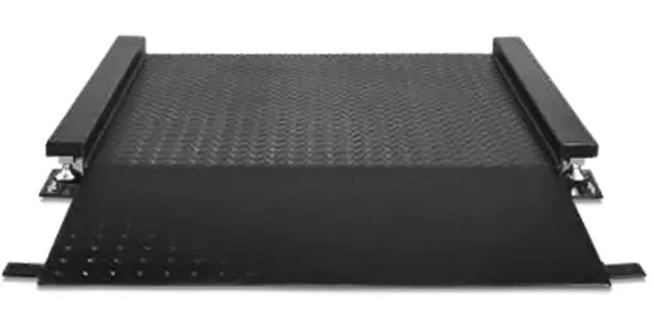 Báscula de bajo perfil IFE de acero pintado con chapa lagrimada